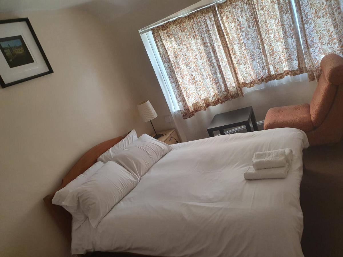 Elegant House 10 Minutes Walk To Wembley Stadium Villa Londen Buitenkant foto